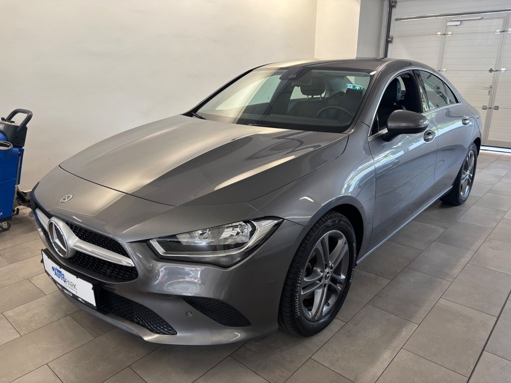 Bild des Angebotes Mercedes-Benz CLA 180 *Automatik*89.000 km *