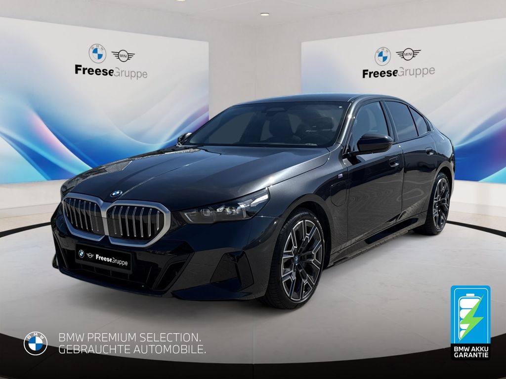 Bild des Angebotes BMW 550e xDrive Limousine 360° HEAD-UP SITZBELÜFT BT
