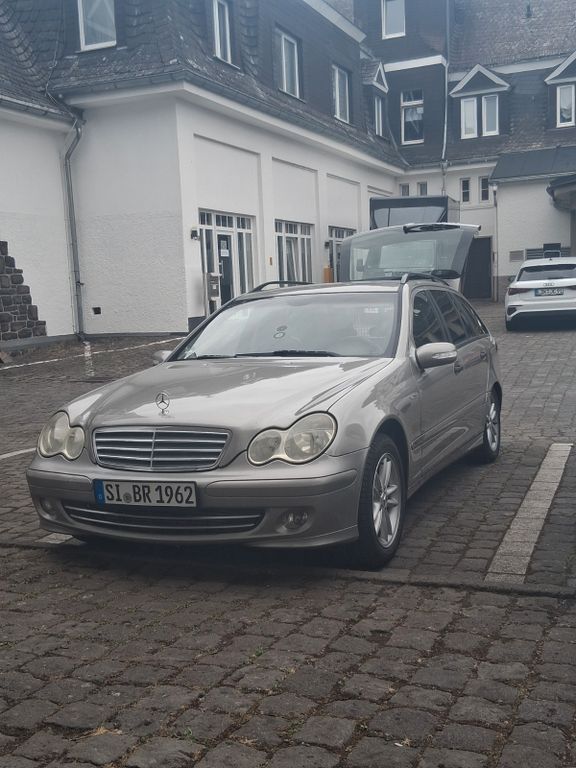 Bild des Angebotes Mercedes-Benz 200 TÜV NEU