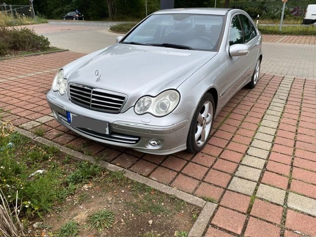 Mercedes-Benz C 220 CDI AVANTGARDE Avantgarde/Sportpaket/AHK