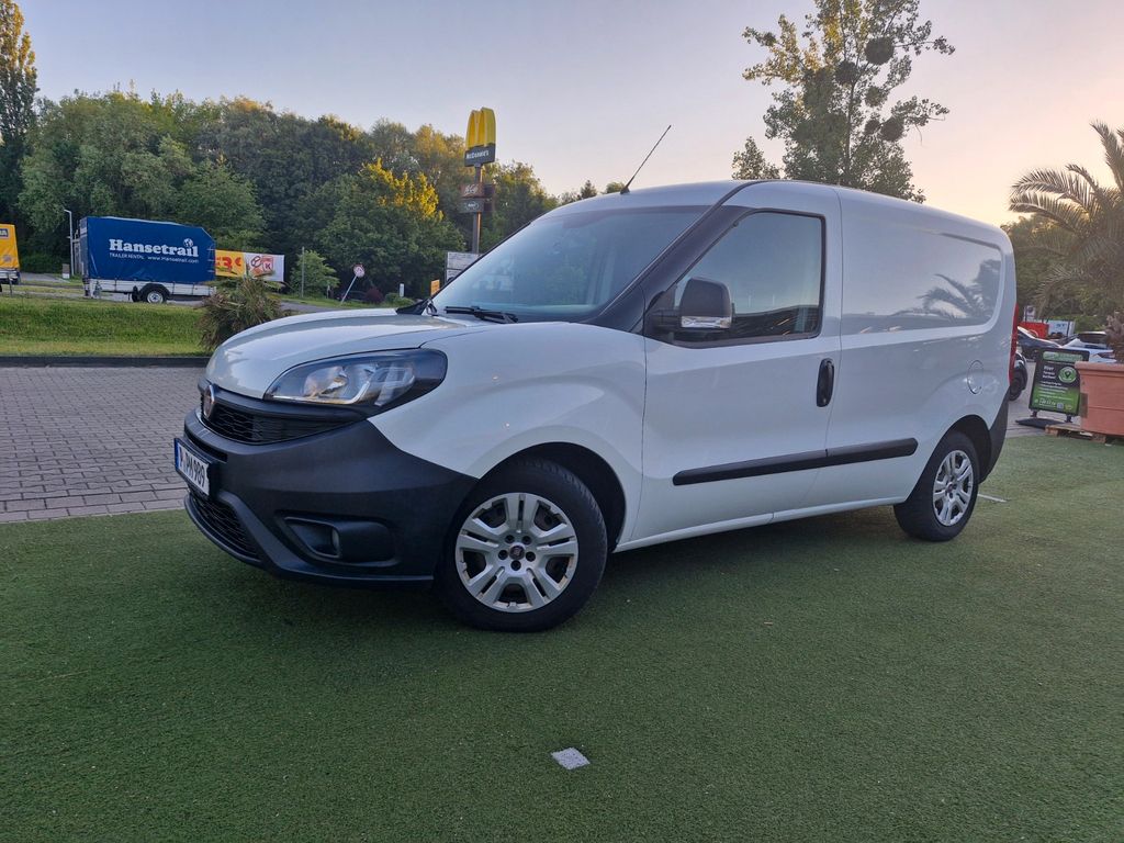 Bild des Angebotes Fiat Doblo 1.6 16V Multijet LOUNGE LWB LOUNGE