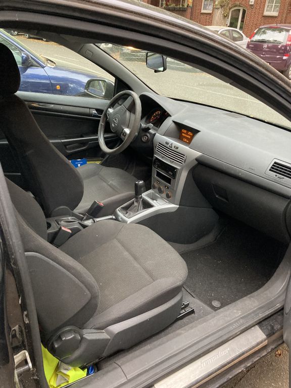 Bild des Angebotes Opel Astra GTC 1.4 Twinp ecoFLEX Edition 111 J. E...