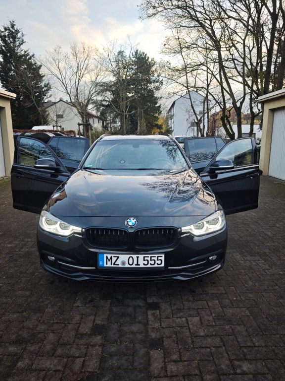Bild des Angebotes BMW 320d EfficientD. Ed. Touring Luxury Line Lux...