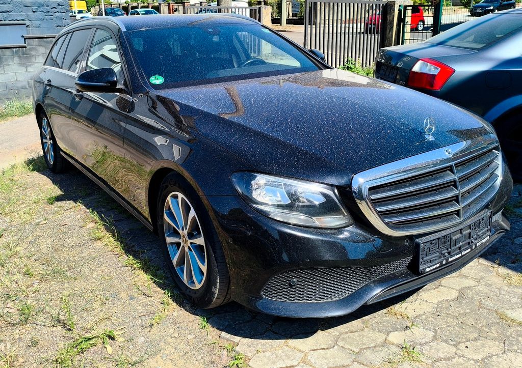 Bild des Angebotes Mercedes-Benz E 200 d T Autom. -