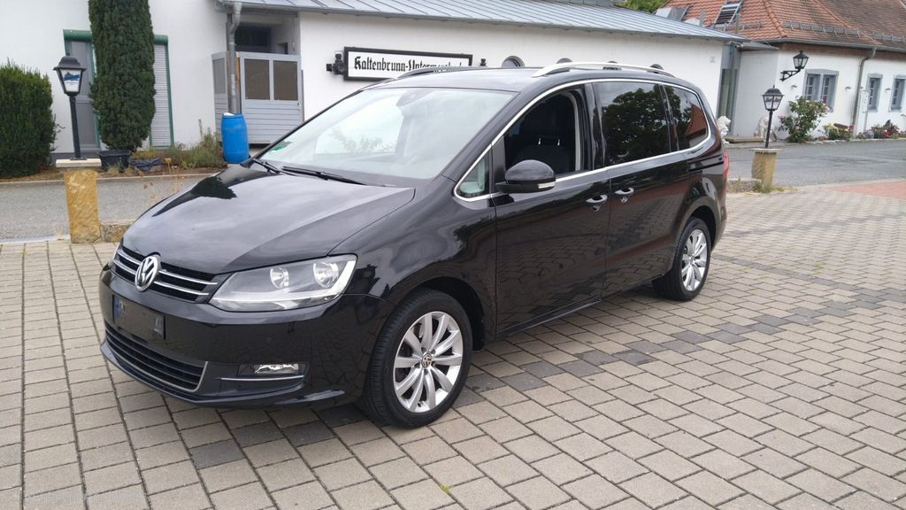 Bild des Angebotes Volkswagen Sharan Highline BMT/KLIMA/TEMP/SITZH/NAVI