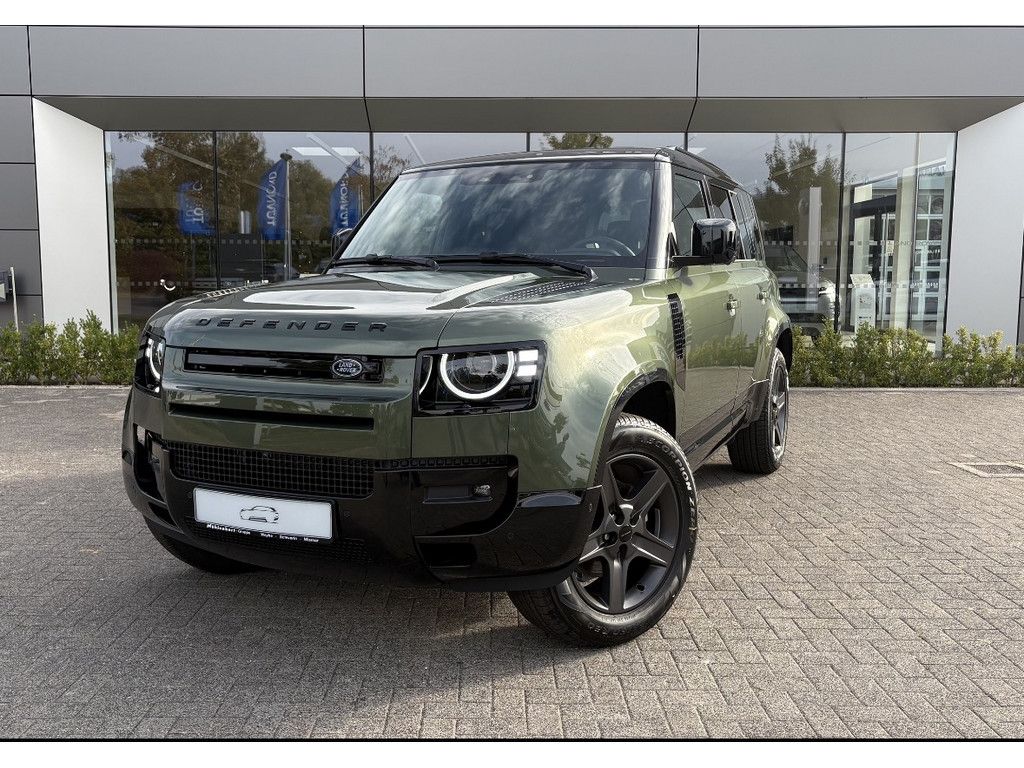 Land Rover Defender 110 D250 X-Dynamic SE NAVI AHK LED 360°