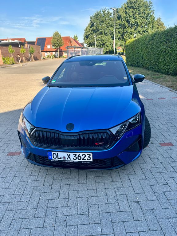 Bild des Angebotes Skoda Octavia 2.0 TSI DSG RS Combi RS