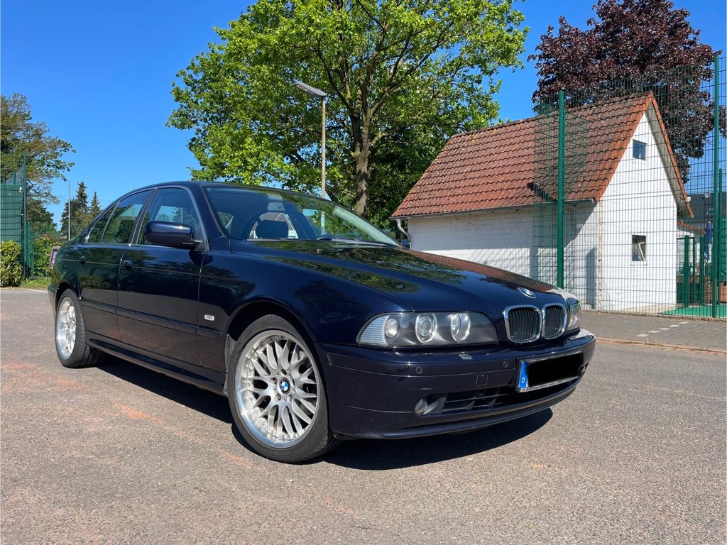 Bild des Angebotes BMW 525i Lifestyle~XENON-NAVI-18ZOLL