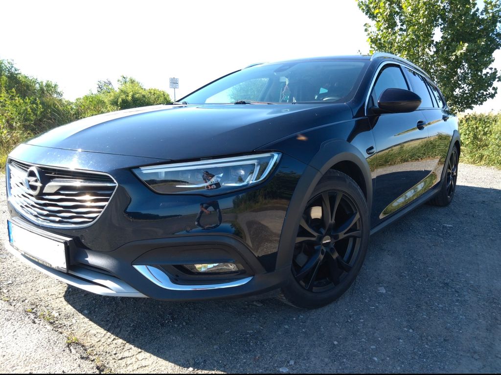 Opel Insignia Country Tourer ExklusiveLine 4x4 AHK