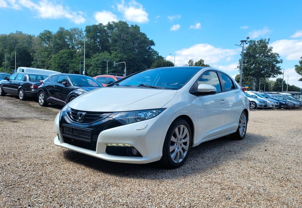 Bild des Angebotes Honda Civic Lim. 5-trg. 2.2 i-DTEC Executive*LMF*TÜV*