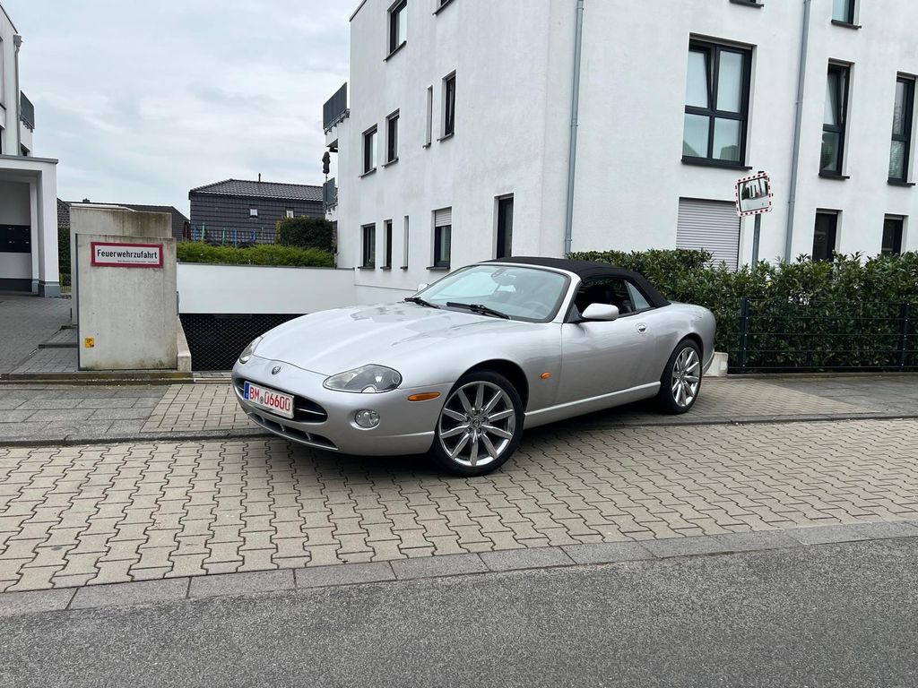 Bild des Angebotes Jaguar XK8 Cabriolet - TOP Zustand 4,2 V8