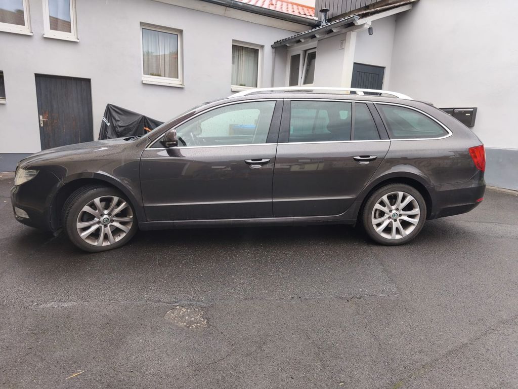 Bild des Angebotes Skoda Superb 1.8 TSI Ambition Combi Ambition