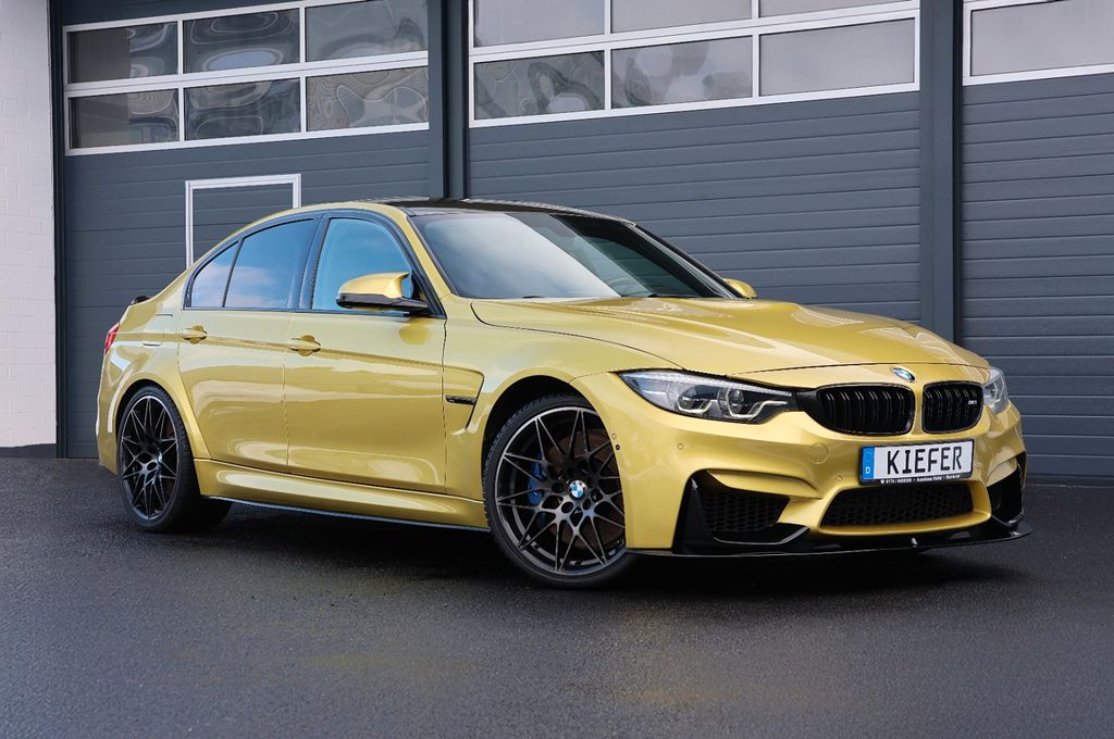 BMW M3 Competition/Akrapovič/HUD/H&K/360/Carbondach
