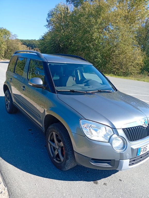 Bild des Angebotes Skoda Yeti 1.2 TSI Tüv neu