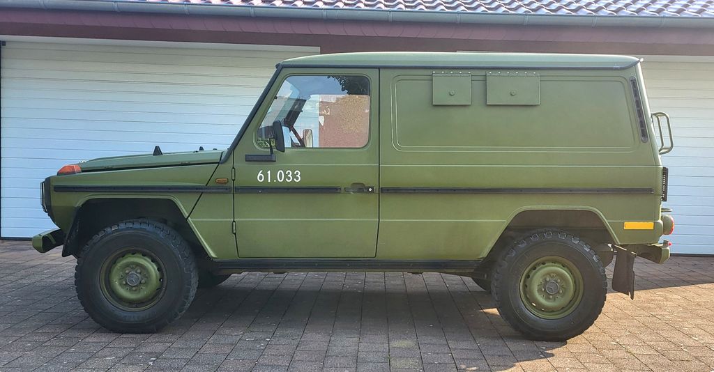 Bild des Angebotes Mercedes-Benz 240GD Kastenwagen nur 58.000 km!! 1.Hand