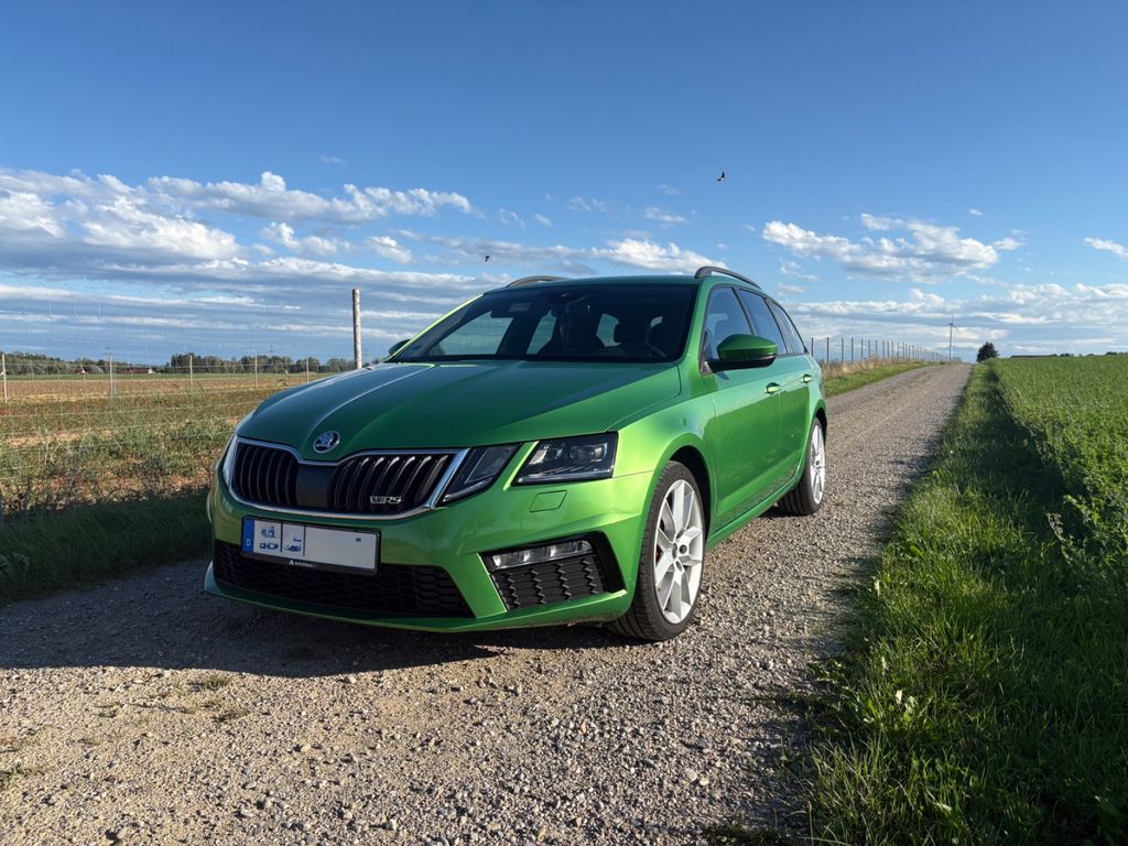 Bild des Angebotes Skoda Octavia 2.0 TSI RS Combi TÜV neu