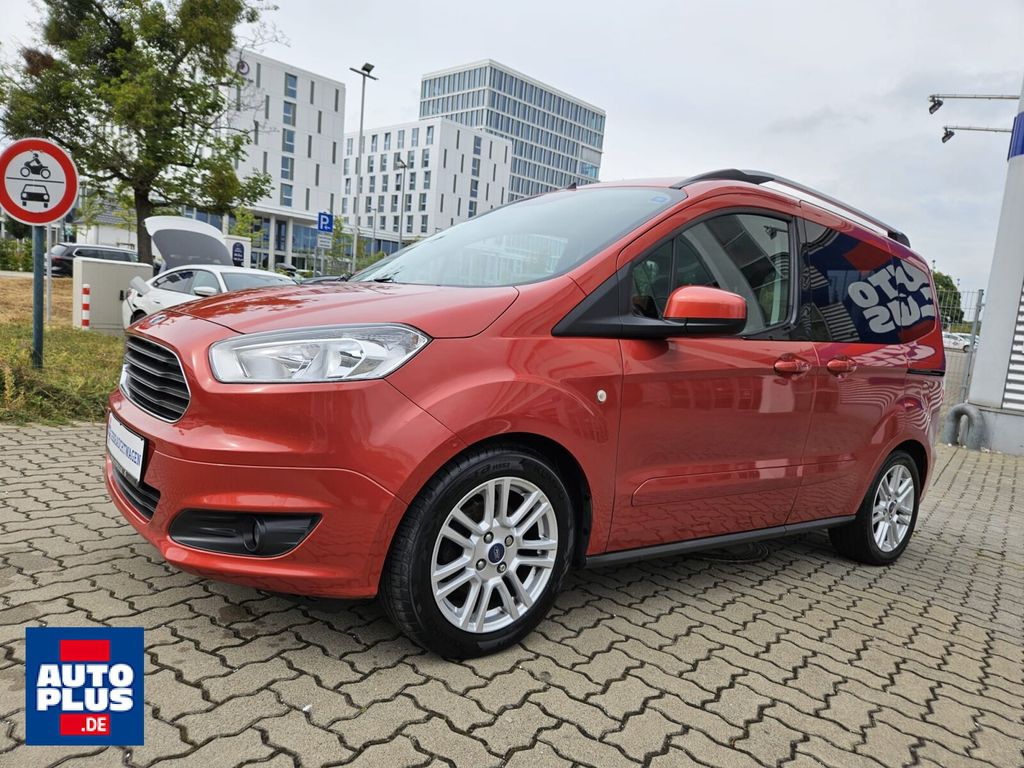 Bild des Angebotes Ford Tourneo Courier 1.0 Titanium NUR EXPORTSitzhzg.