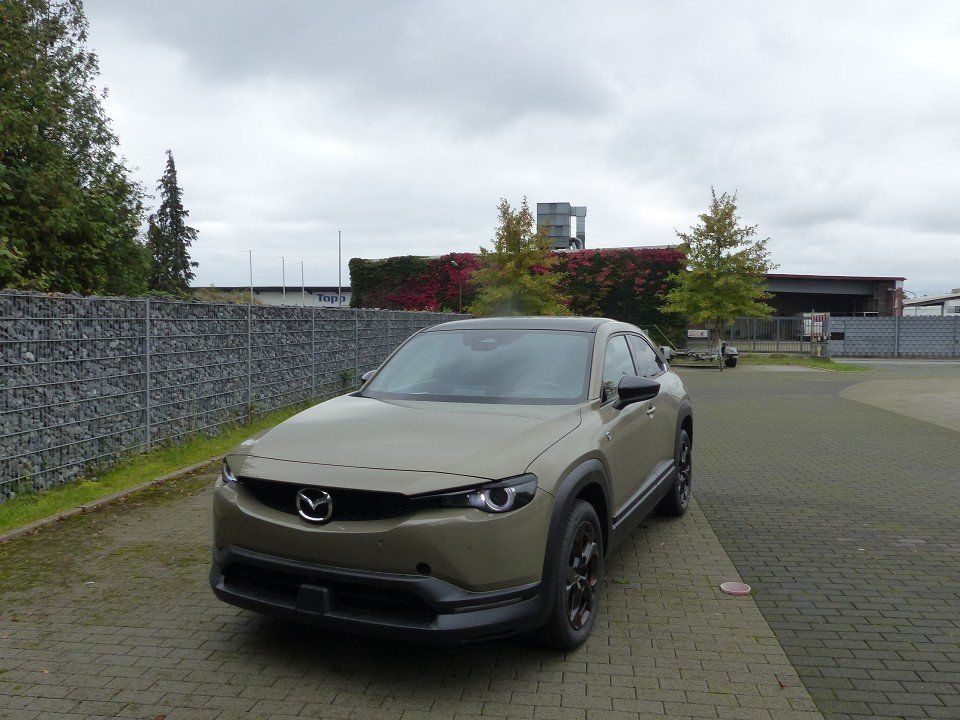 Mazda MX-30 2025 e-SKYACTIV R-EV 170 AT FWD