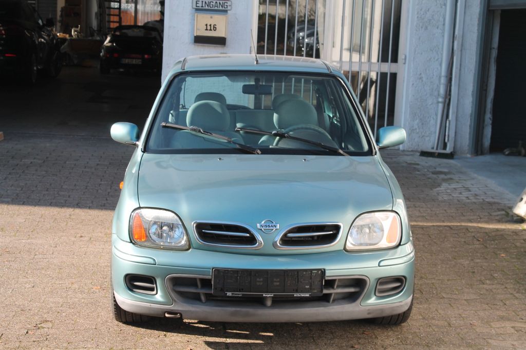 Nissan Micra 1.0 Fresh