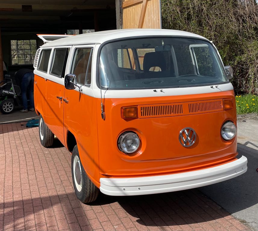 Bild des Angebotes Volkswagen T2 b Fensterbus 8-Sitzer Restauriert US Import