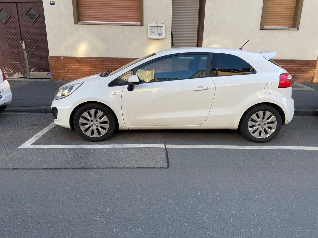 Bild des Angebotes Kia Rio 1.2 FIFA World Cup Edition FIFA World Cu...