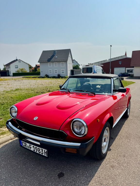 Fiat 124 Spider