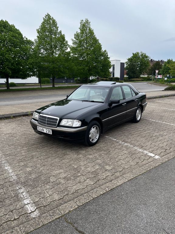 Bild des Angebotes Mercedes-Benz C 230