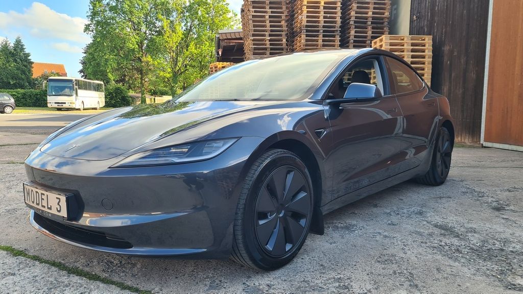 Tesla Model 3 LR AWD 2025 Highland  EAP HW 4