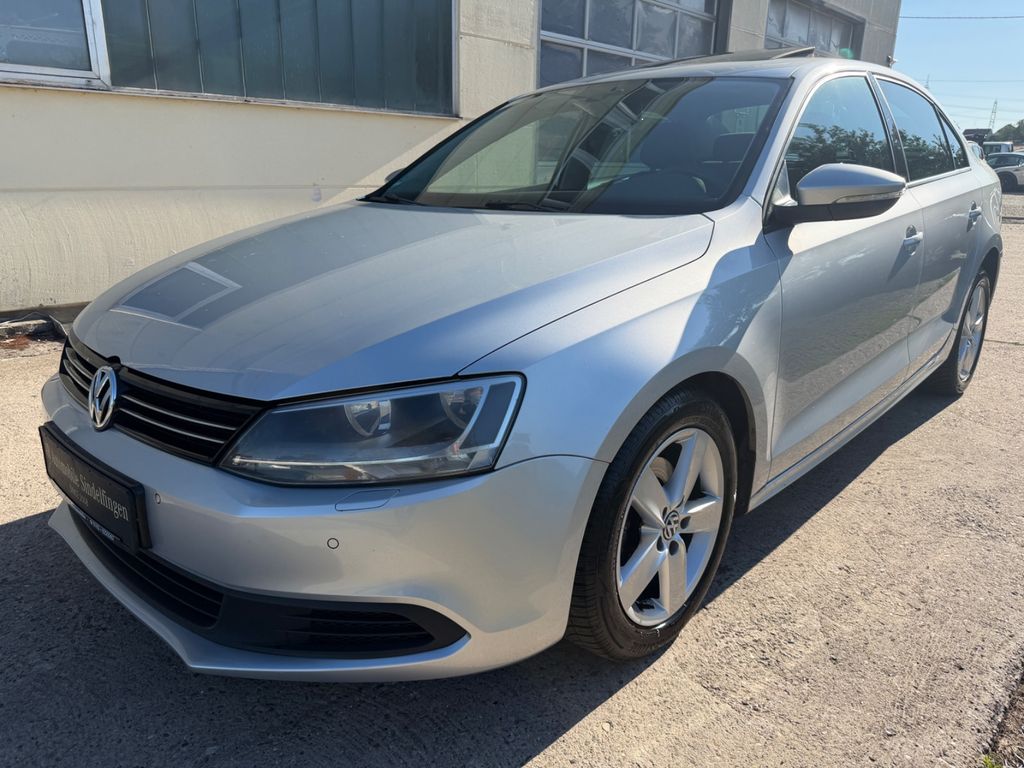 Bild des Angebotes Volkswagen Jetta VI Comfortline DSG*NAVI*S-DACH*