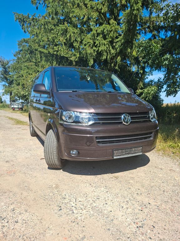Bild des Angebotes Volkswagen T5 Multivan 2.0 TDI 140PS