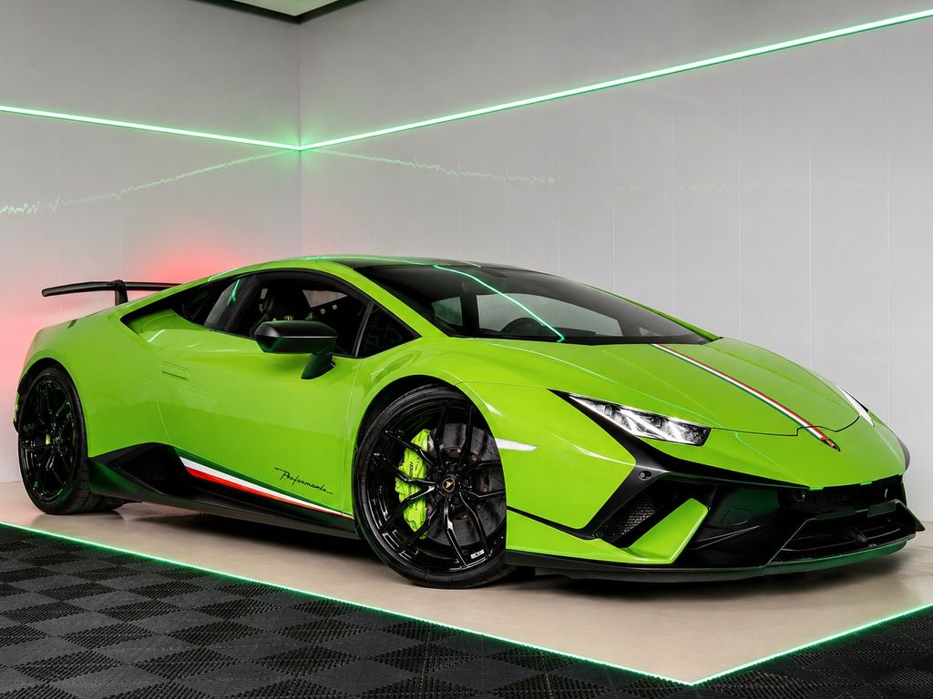 Bild des Angebotes Lamborghini HURACAN PERFORMANTE V10 CARBON/LIFT/PERF-SEATS/