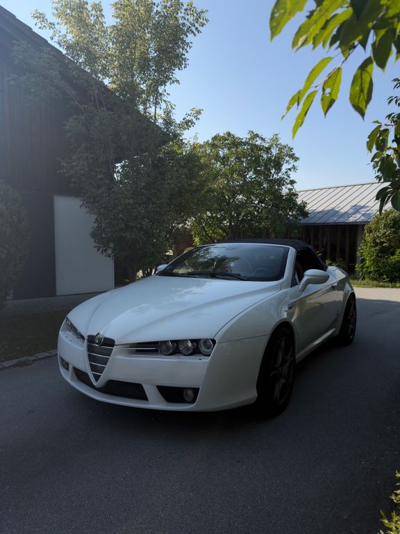 Bild des Angebotes Alfa Romeo Spider 3.2 JTS V6 24V -