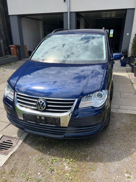 Bild des Angebotes Volkswagen Touran 2.0 TDI 103kW DPF  neu Tuv 08.2028