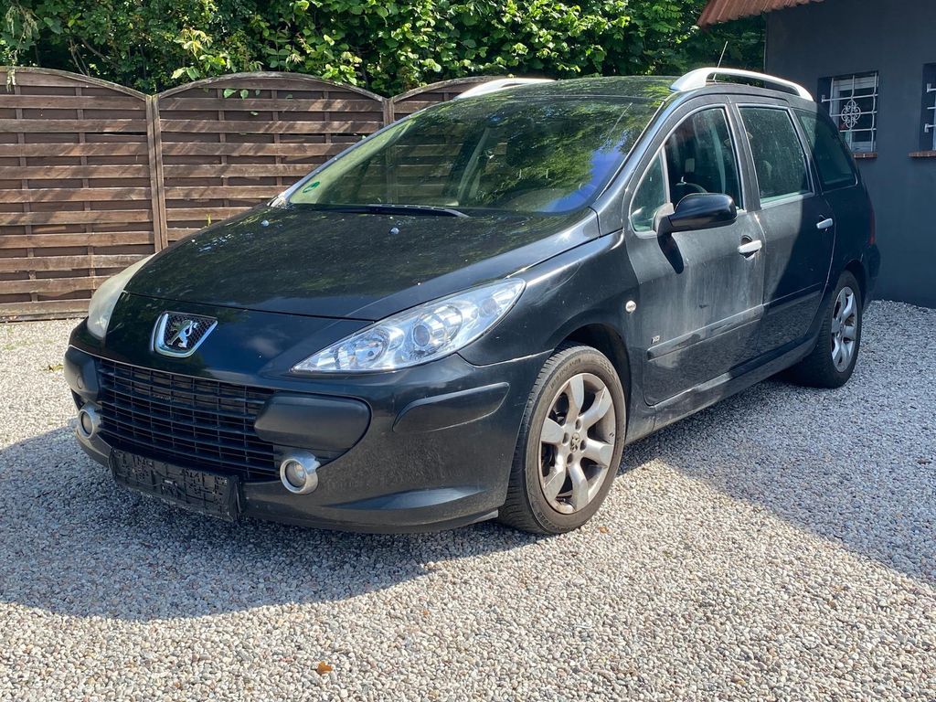 Bild des Angebotes Peugeot 307 SW 1.6 HDi Premium Pano AHK Klima