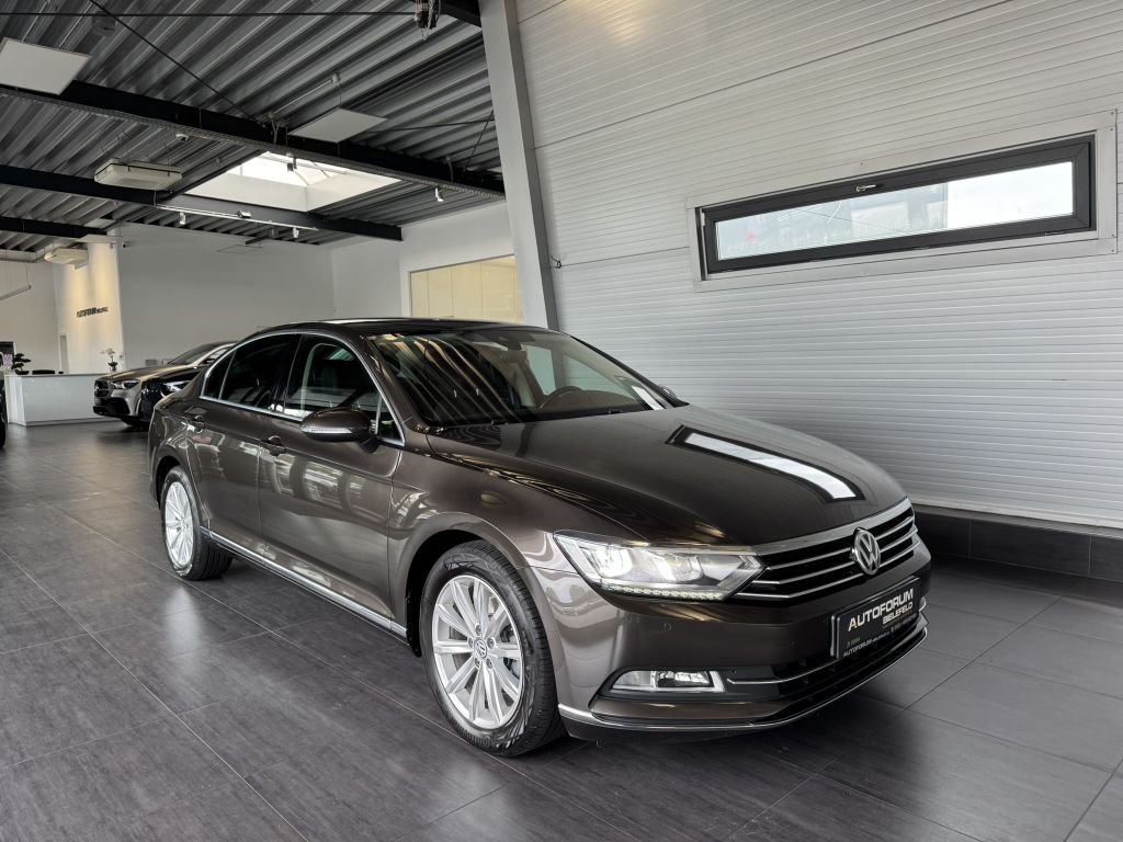 Bild des Angebotes Volkswagen Passat 2.0TDI Highline|LED|Navi|Massage|Cam|LM17