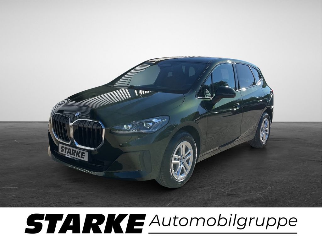 Bild des Angebotes BMW 220 i Active Tourer LED Kamera PDC LM Klima