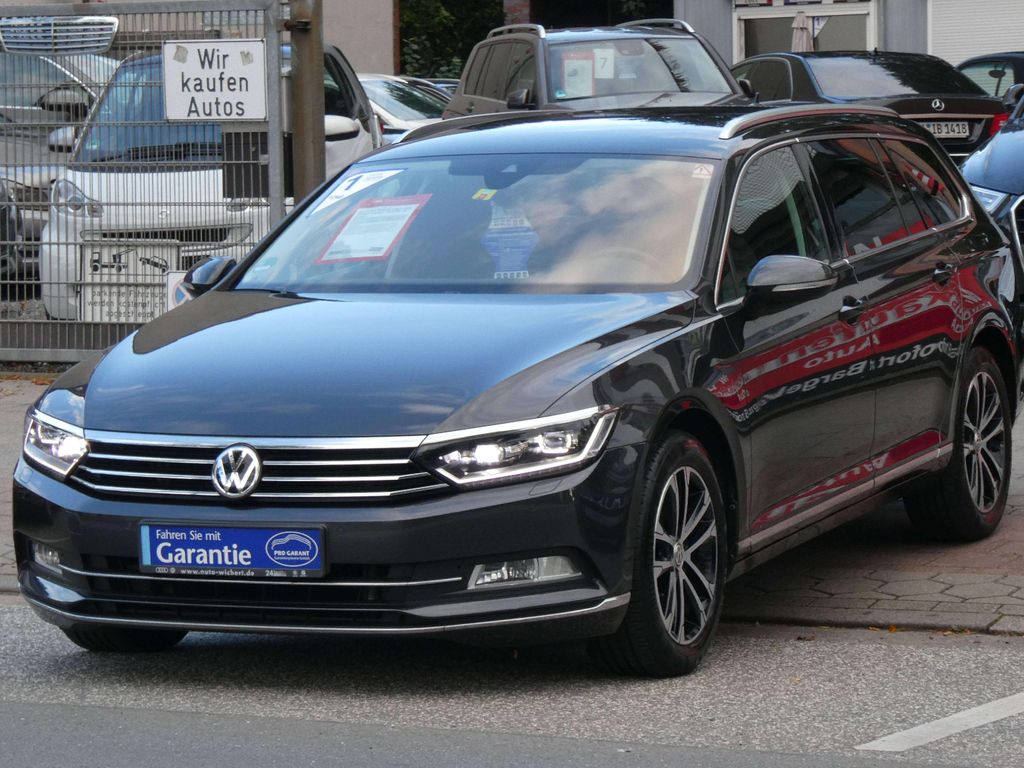 Bild des Angebotes Volkswagen Passat Variant Highline*Leder*Xenon*AHK*TÜV 06.2