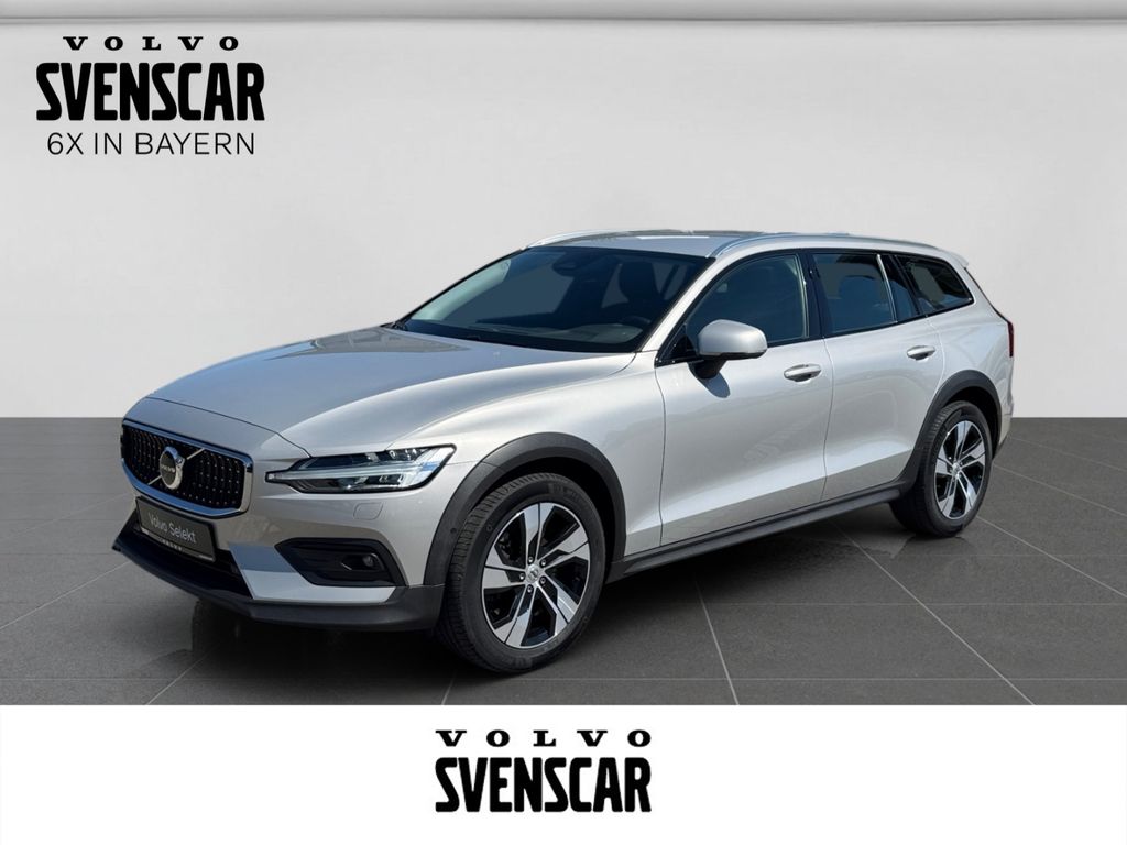 Bild des Angebotes Volvo V60 Cross Country Plus B5 AWD StandHZG Navi Digi