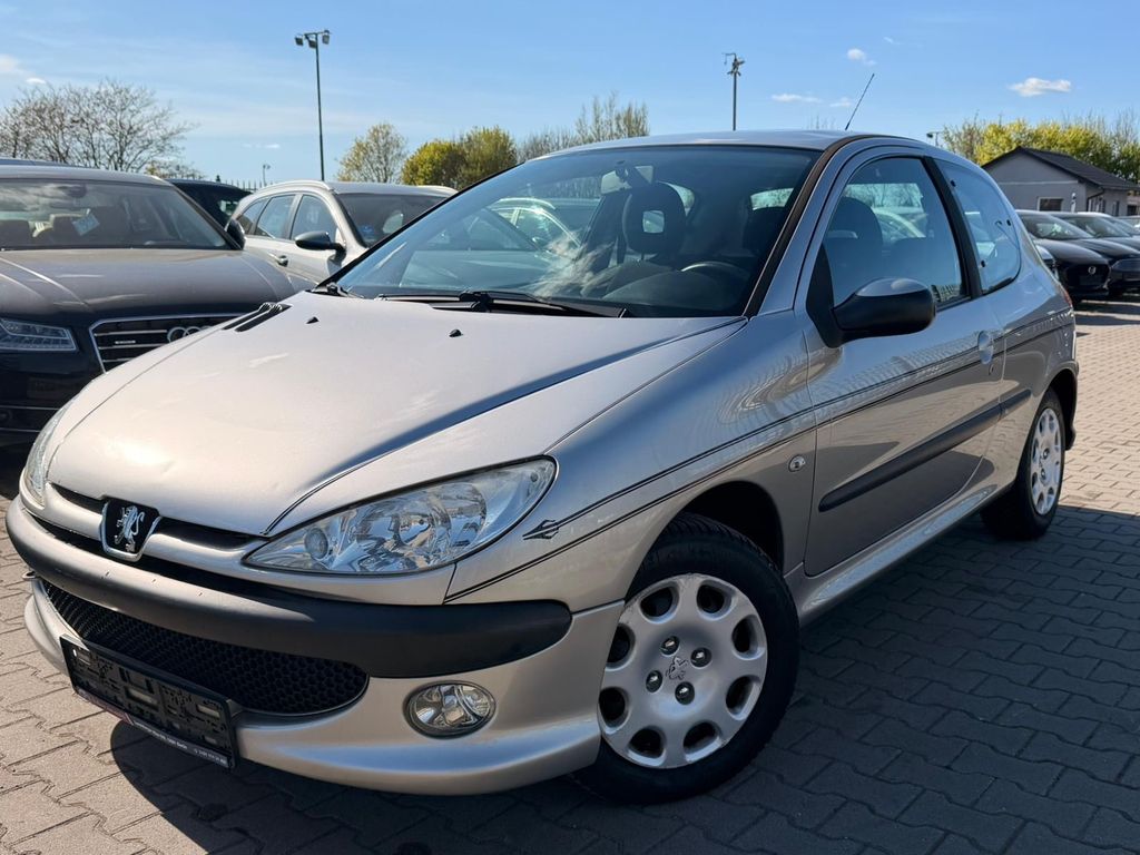 Bild des Angebotes Peugeot 206 Grand Filou Cool