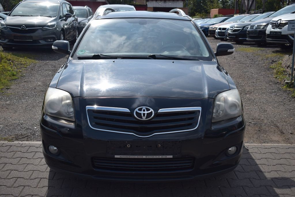 Bild des Angebotes Toyota Avensis Kombi 1.8 Sol