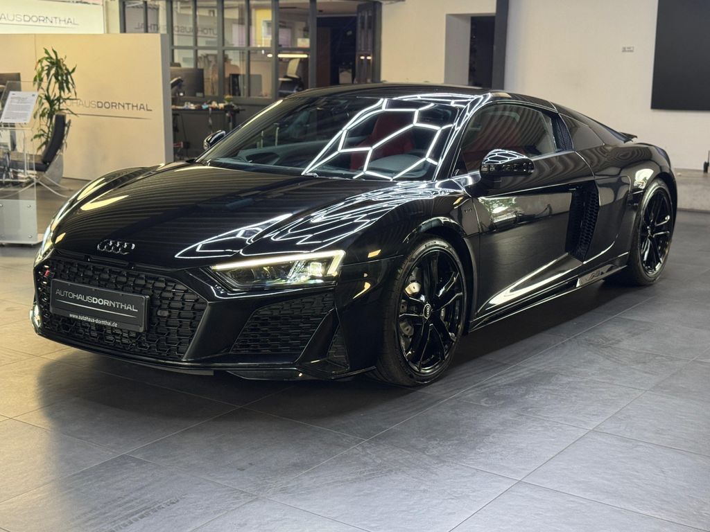 Audi R8 Coupe 5.2 FSI RWD/PERFORMANCE/BLACK-RED