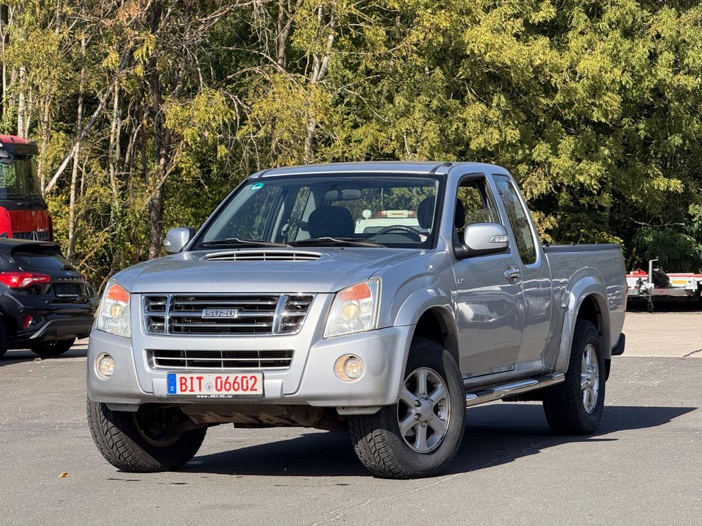 Isuzu D-Max Space Cab Custom 4WD|KLIMA|1.HAND|