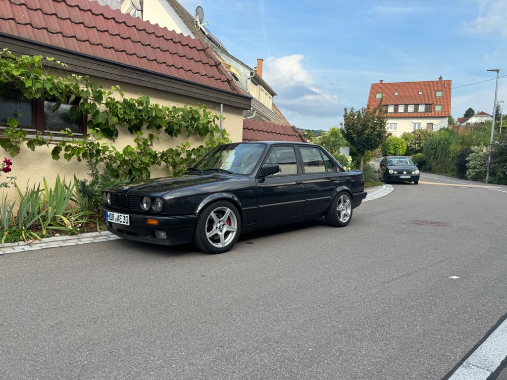 BMW 325