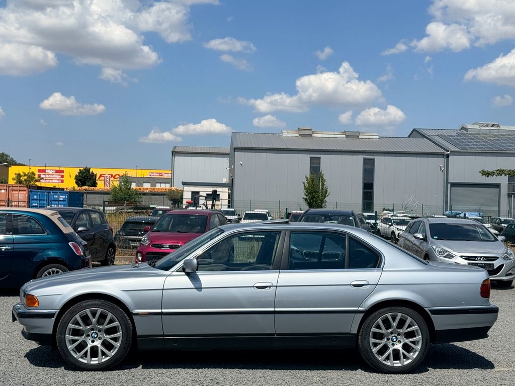 Bild des Angebotes BMW 728i      nur 99850 km !!!