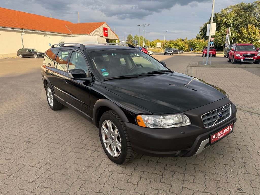Volvo XC70 D5 AWD Kinetic+Automat+Leder+ein TÜV+NR75