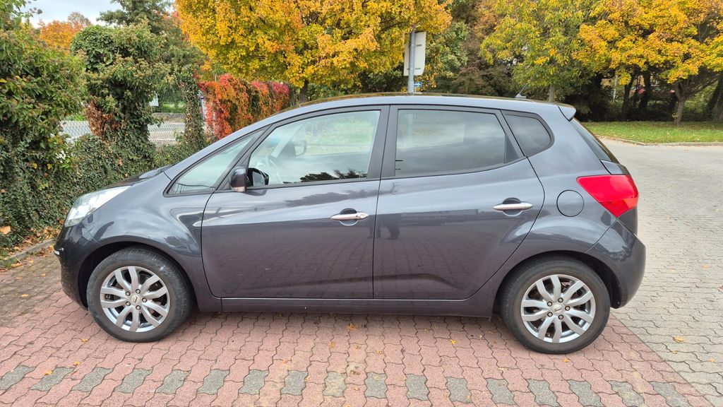 Bild des Angebotes Kia Venga 1.6 CVVT FIFA WORLD CUP EDITION FIFA W...