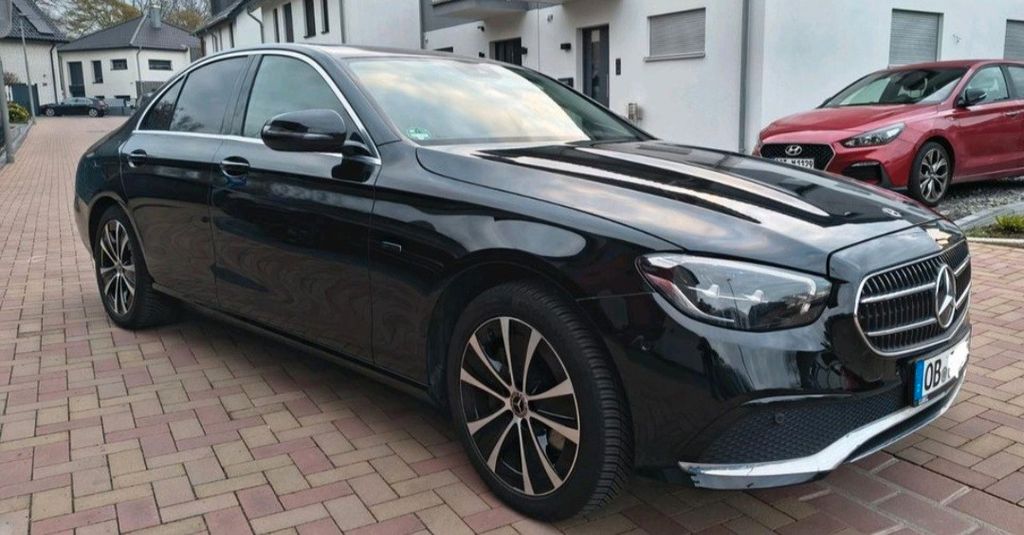 Bild des Angebotes Mercedes-Benz E 300 e BUIS.PKT/WIDESCREEN/MBUX/LED/KAMERA/2.Hd