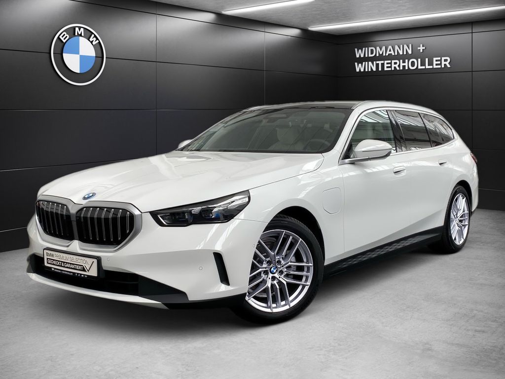 Bild des Angebotes BMW 530e Touring HUD Pano DA Pro H/K AHK Sitzbelüft.