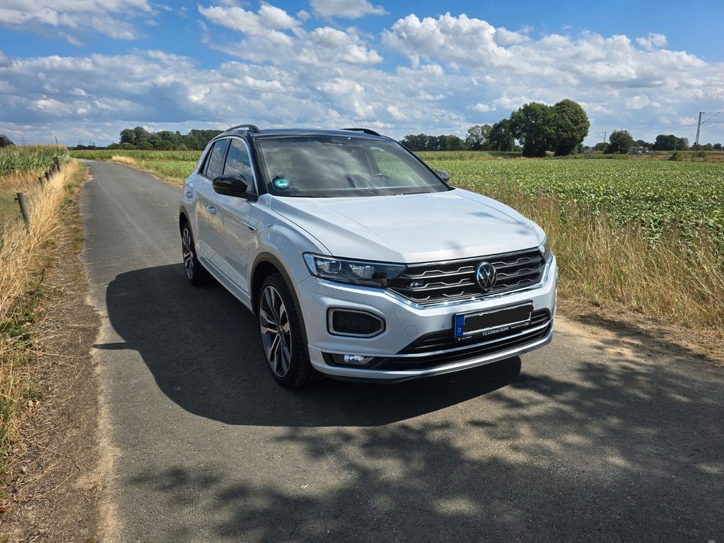 Bild des Angebotes Volkswagen T-Roc 1.5 TSI R-Line DSG Sport AHK ACC KEYLESS