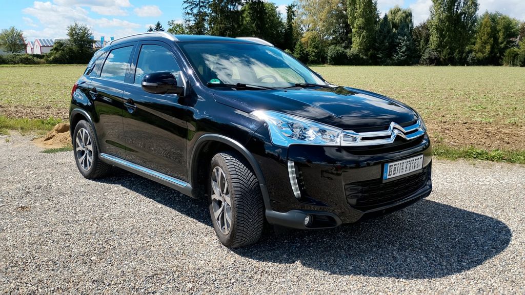 Citroën C4 Aircross 1.6*Allrad*8-fach*Scheck.*Navi*Pano
